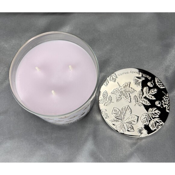 2 Bath Body‎ Limited Edition 3-Wick Candles Pumpkin Cold Foam + Glazed Croissant